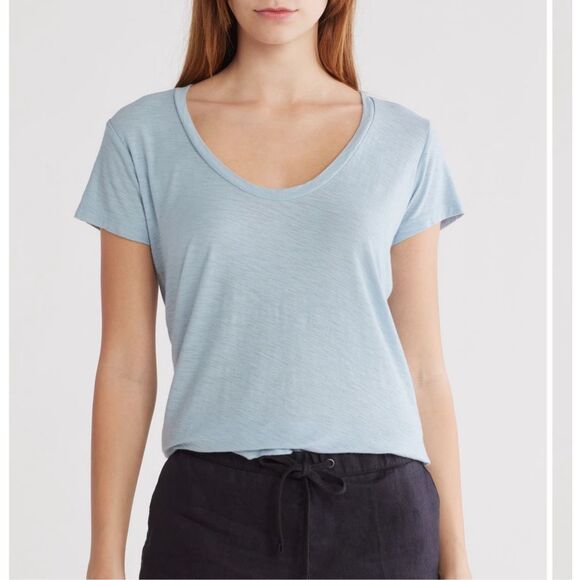 JAMES PERSE Deep Scoopneck T-Shirt in baby blue size 2 cotton blend NWT - Picture 1 of 4